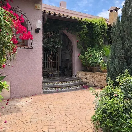 Villa Puerto Blanco *