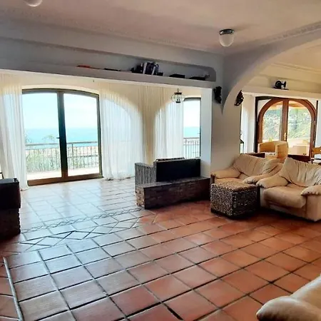 Villa Puerto Blanco *